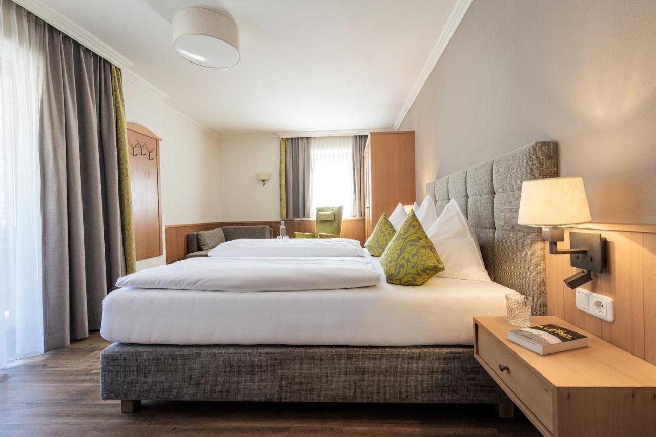 Hotel Sonnegg Saalbach-Hinterglemm Bagian luar foto